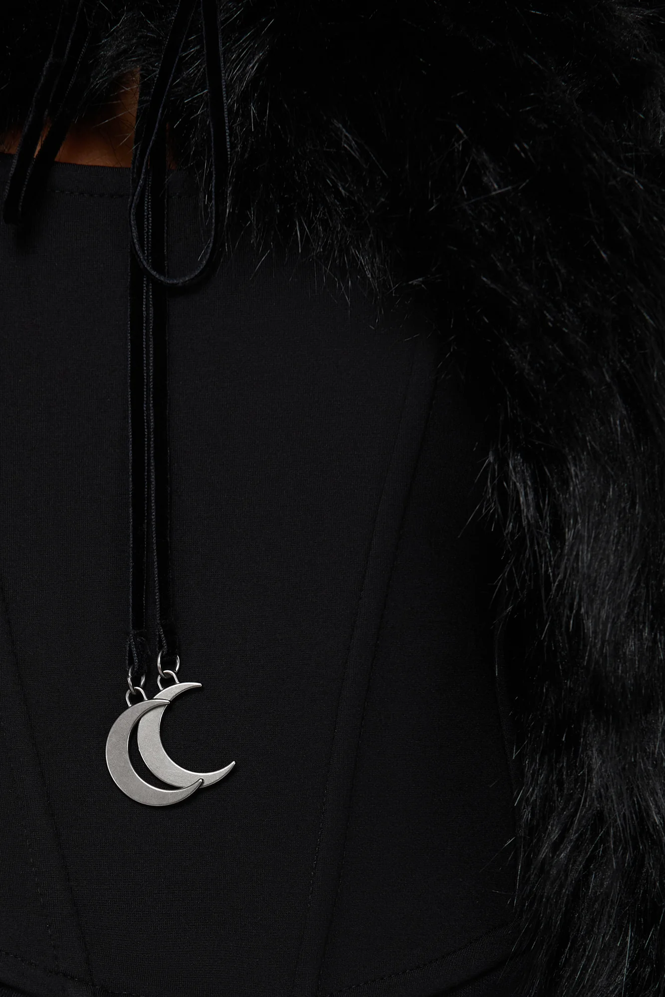 Dark Aura Cloak - Image 3